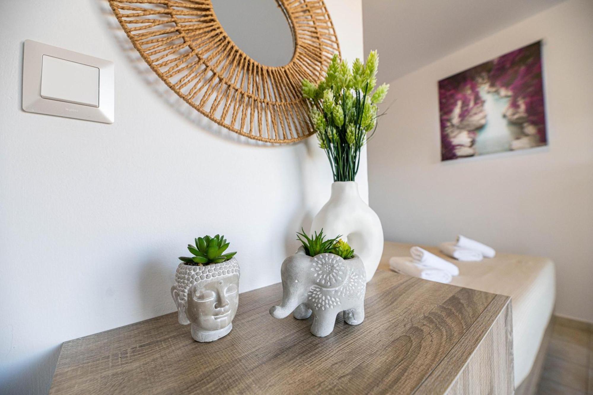 Aperanto Galazio Apartment Archangelos  Zewnętrze zdjęcie