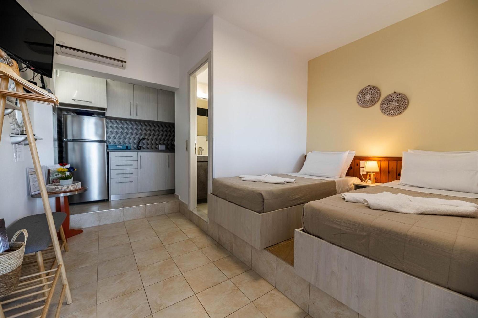 Aperanto Galazio Apartment Archangelos  Zewnętrze zdjęcie