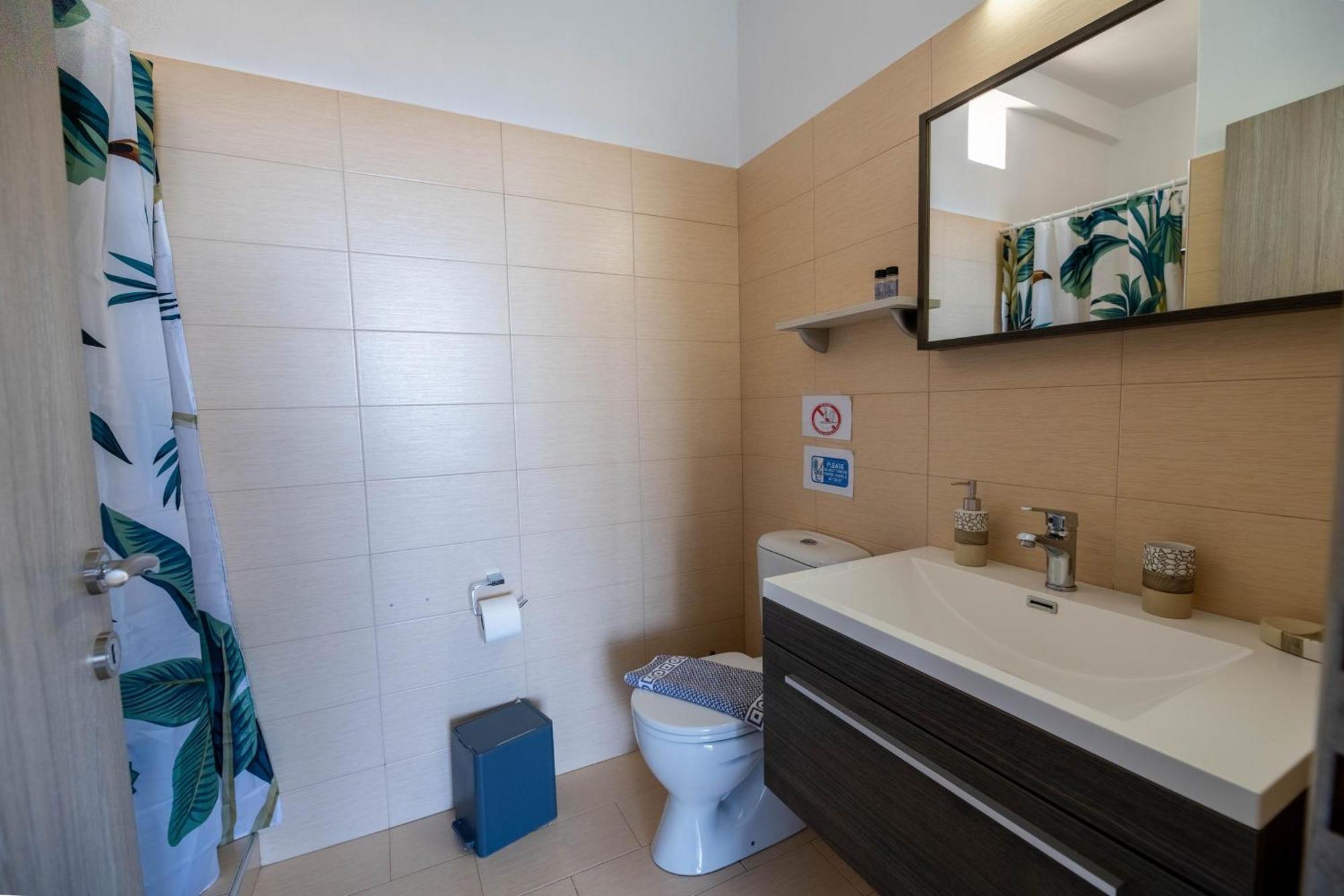 Aperanto Galazio Apartment Archangelos  Zewnętrze zdjęcie